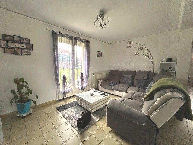 Maison - 102 m² - 5 pièces