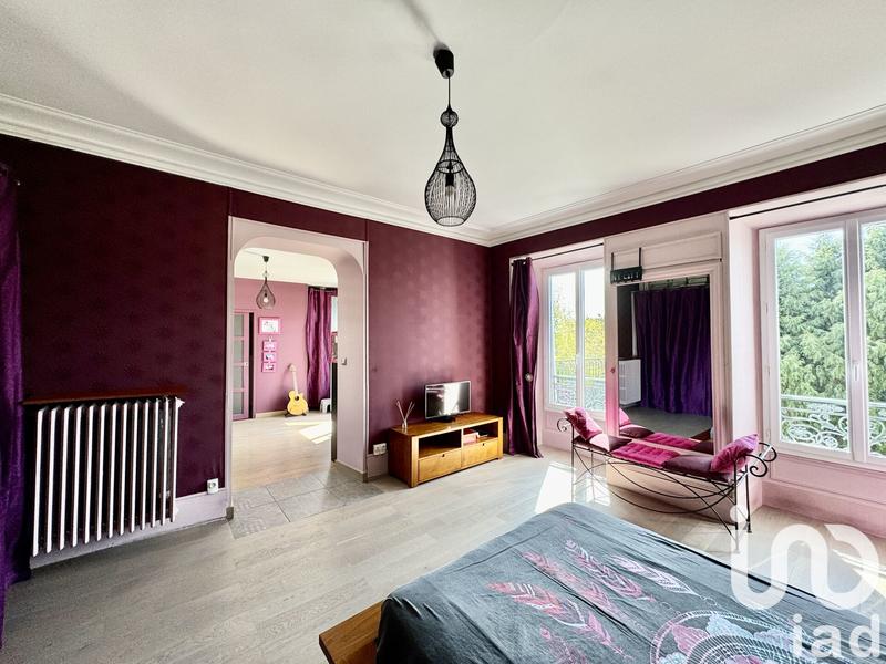 Château - 255 m² - 10 pièces