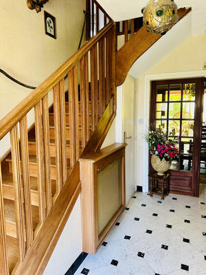 Maison - 147 m² - 8 pièces