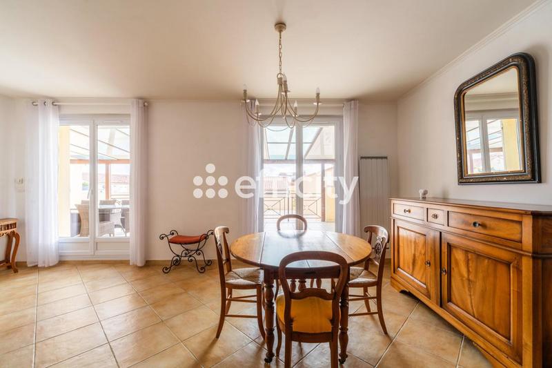 Villa - 160 m² - 5 pièces