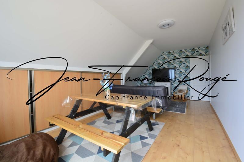 Maison - 235 m² - 9 pièces