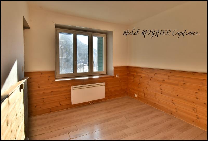 Maison - 77 m² - 5 pièces