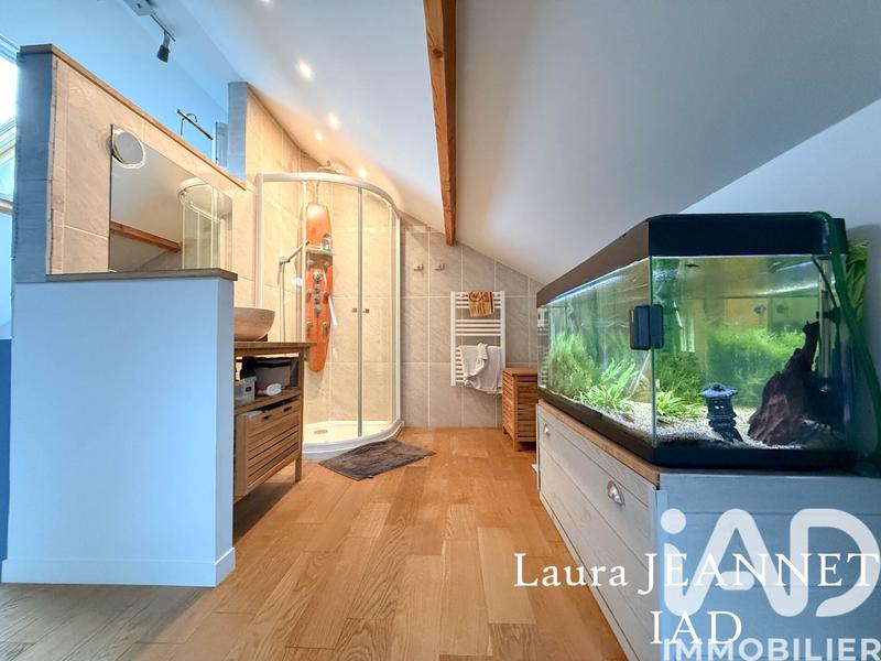 Appartement - 96 m² - 5 pièces