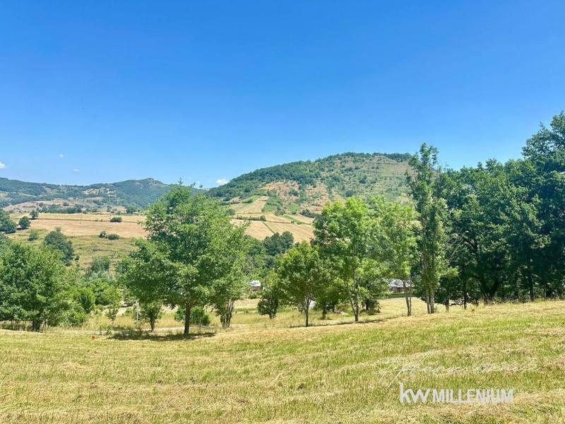 Terrain constructible - 814 m²