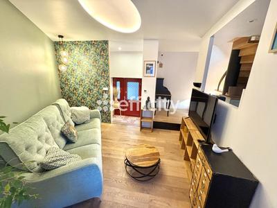 Maison - 82 m² - 3 pièces