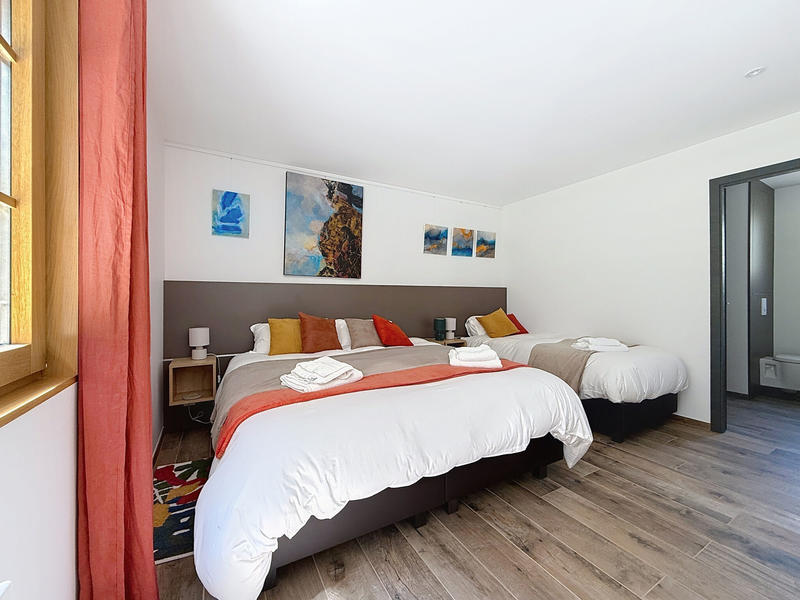 Propriété - 650 m² - 20 pièces