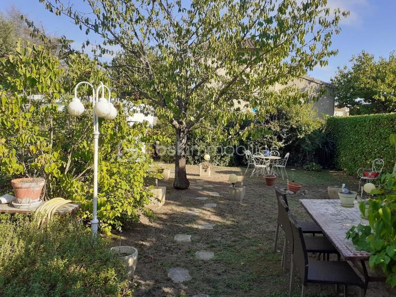 Maison - 104 m² - 4 pièces