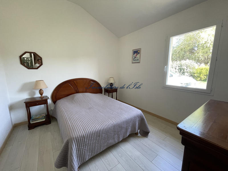 Maison - 248 m² - 9 pièces