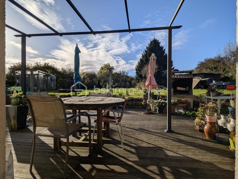 Maison - 138 m² - 7 pièces