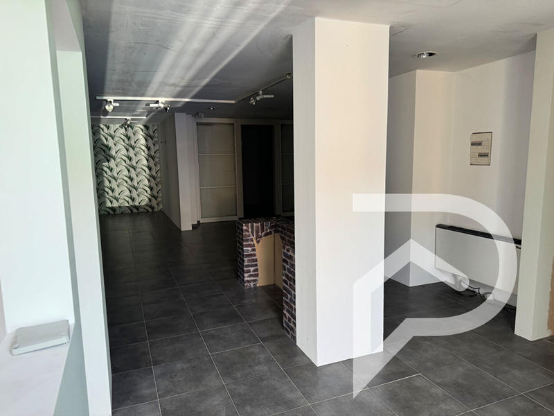 Local commercial - 280 m²