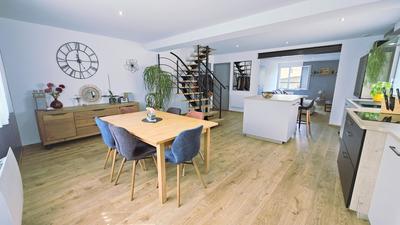 Maison de bourg - 159 m² - 6 pièces