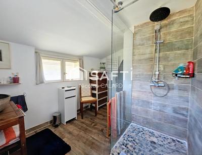 Maison - 194 m² - 8 pièces