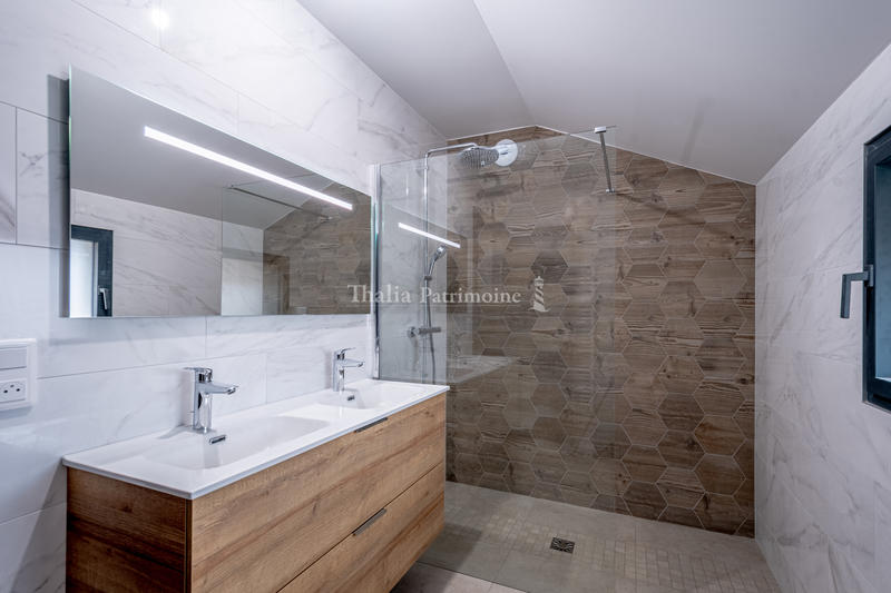 Maison - 155 m² - 6 pièces