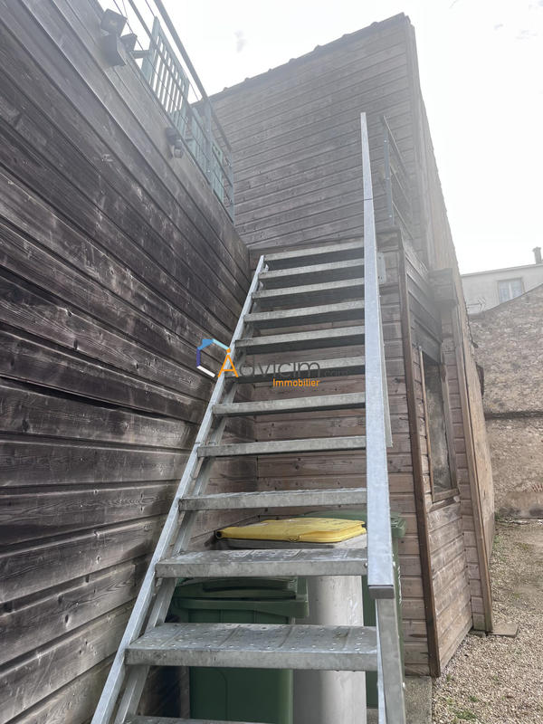 Appartement - 64 m² - 4 pièces