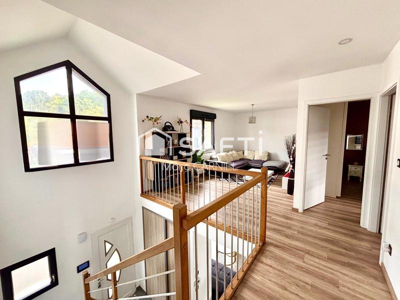 Maison - 123 m² - 6 pièces