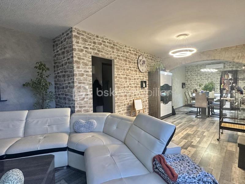 Pavillon - 150 m² - 7 pièces