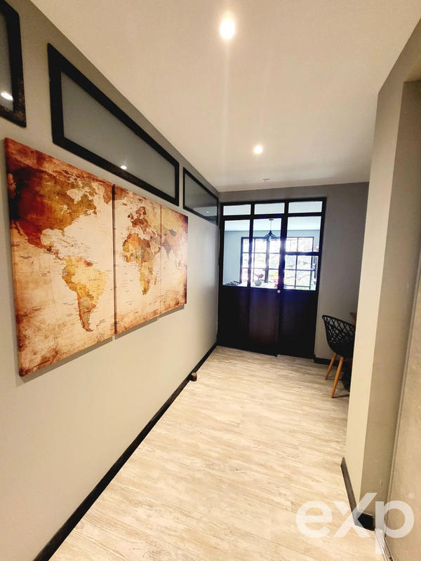 Villa - 224 m² - 8 pièces