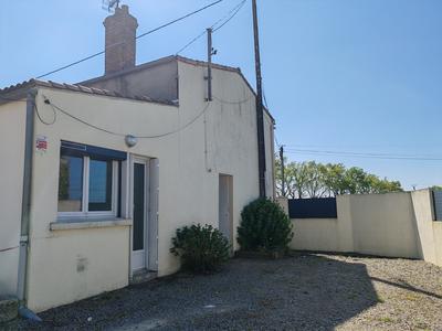 Maison de village - 95 m² - 5 pièces