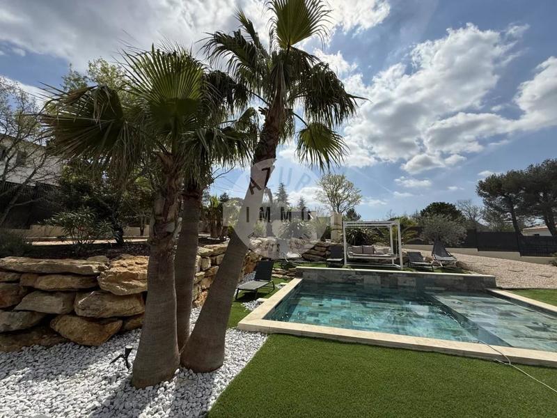 Villa - 160 m² - 6 pièces