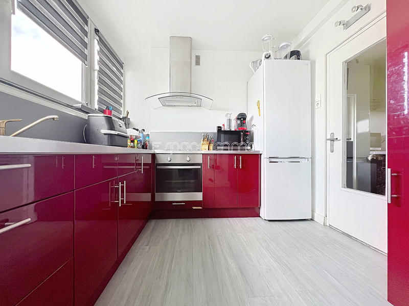 Appartement - 84 m² - 4 pièces