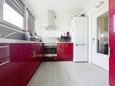 Appartement - 84 m² - 4 pièces