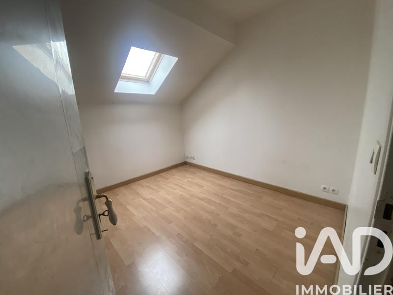 Maison - 224 m² - 8 pièces