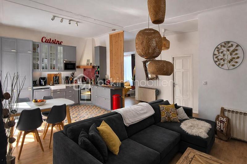 Appartement - 129 m² - 5 pièces