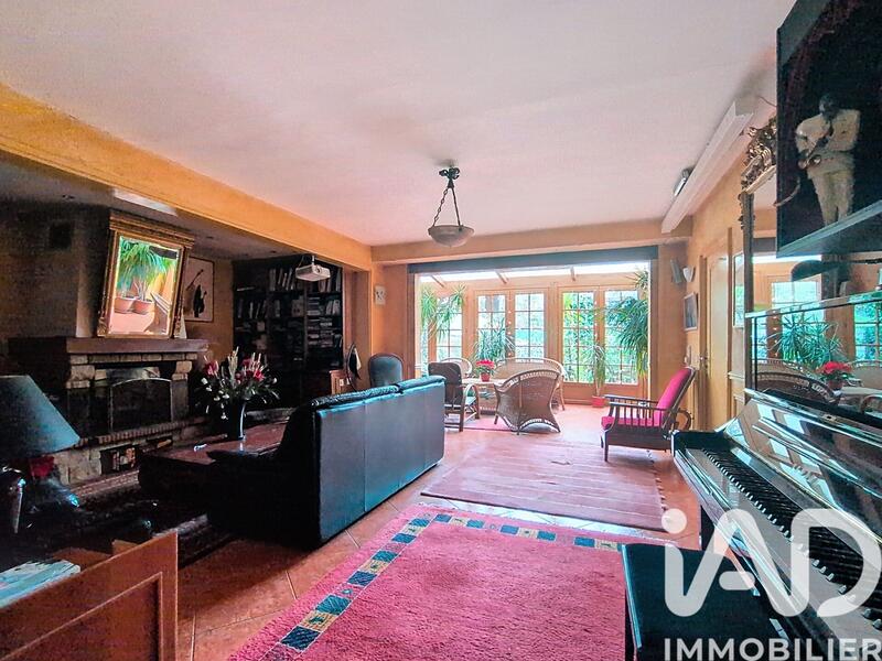 Maison - 192 m² - 7 pièces