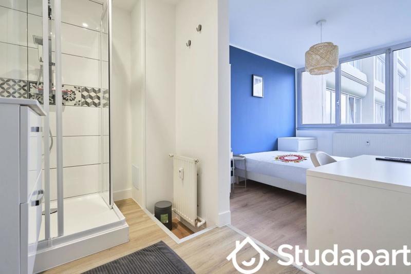 Chambre - 10 m² - 1 pièce