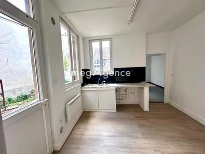 Appartement - 79 m² - 4 pièces