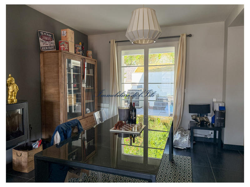 Maison - 175 m² - 6 pièces