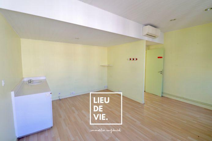 Bureau - 175 m² - 6 pièces