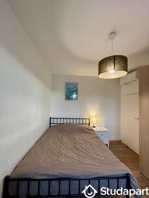 Chambre - 9 m² - 1 pièce