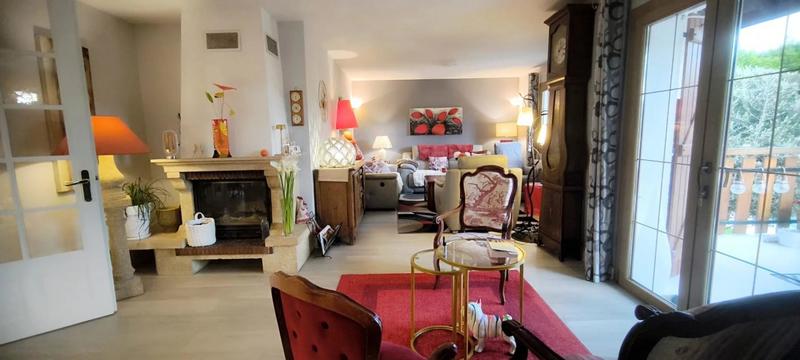 Villa - 169 m² - 6 pièces