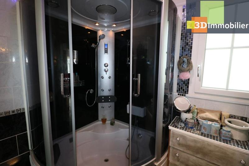 Maison - 290 m² - 8 pièces