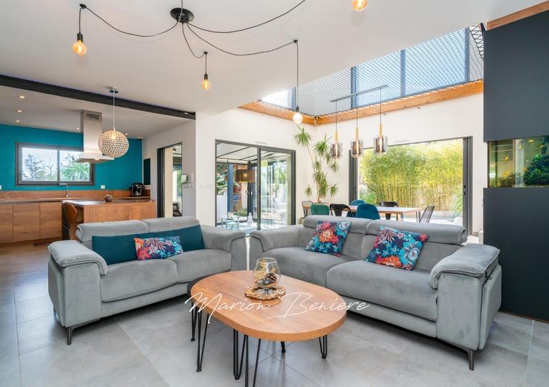 Maison - 143 m² - 5 pièces