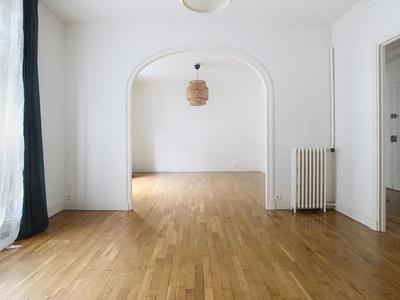 Appartement - 92 m² - 3 pièces