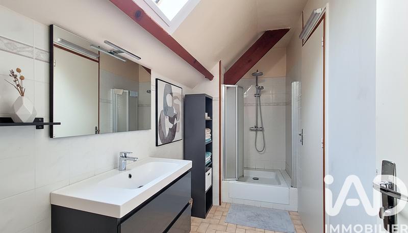 Maison - 95 m² - 4 pièces