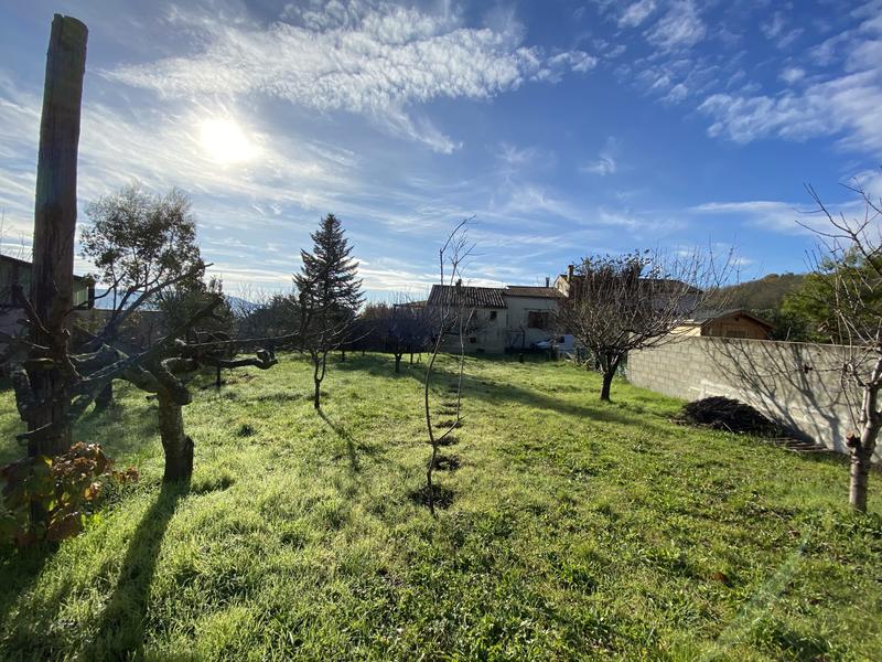 Terrain - 724 m²