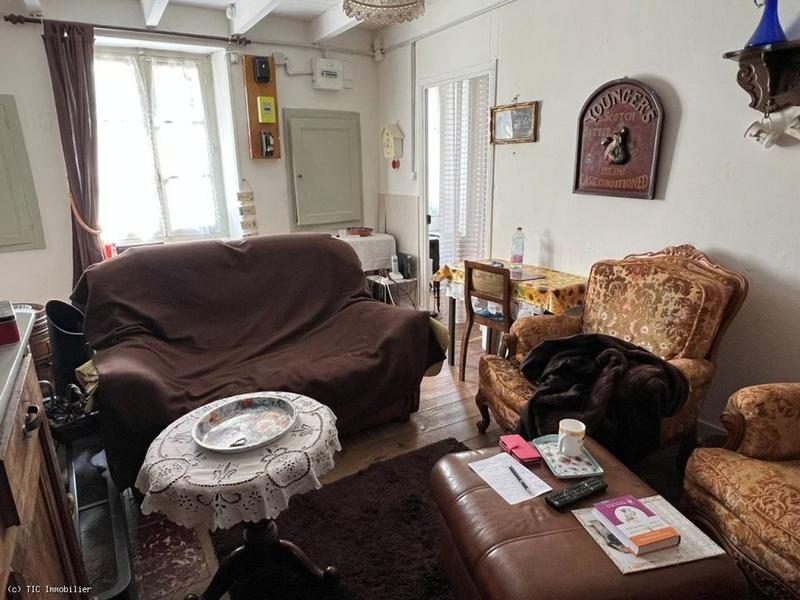 Maison en pierre - 56 m² - 2 pièces