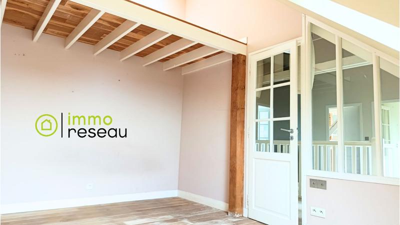 Maison - 196 m² - 8 pièces