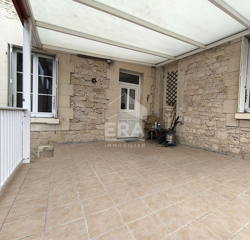 Maison - 214 m² - 6 pièces