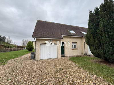 Maison - 93 m² - 4 pièces