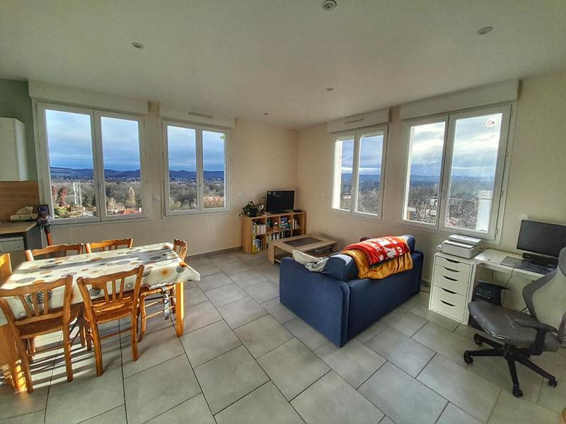 Appartement - 70 m² - 3 pièces