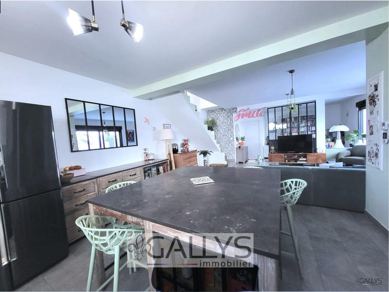 Maison contemporaine - 140 m² - 5 pièces