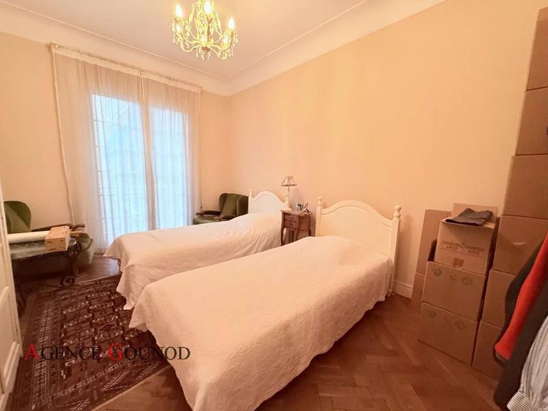 Appartement - 91 m² - 3 pièces