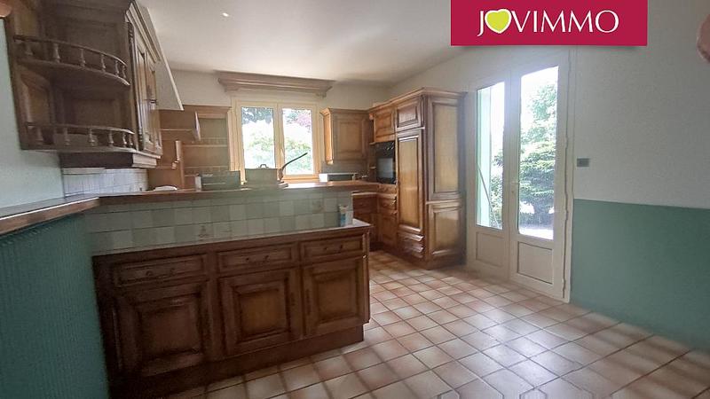 Maison - 180 m² - 7 pièces