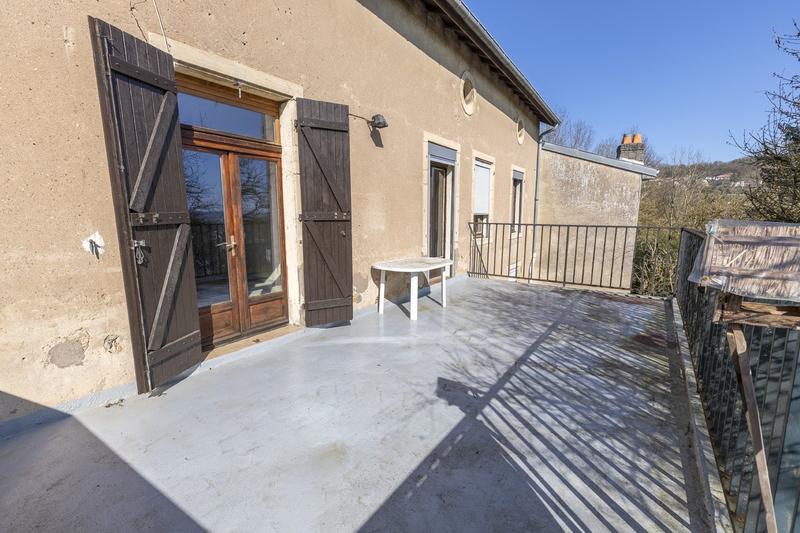 Maison ancienne - 263 m² - 9 pièces