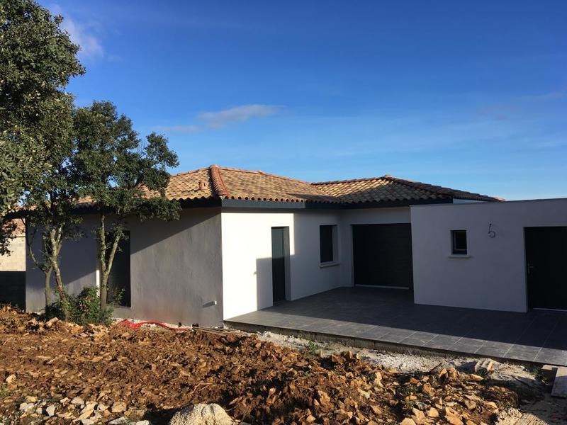 Maison - 95 m² - 4 pièces