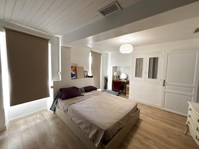 Maison - 215 m² - 5 pièces